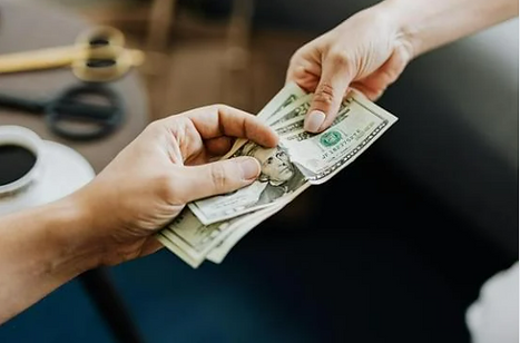 Money in Cambodia: US Dollars are widely accepted at hotels, restaurants and shops