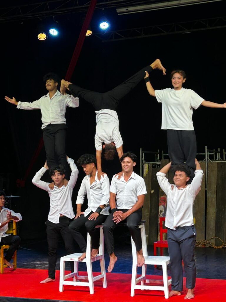 Cirque de l'ecole Phare